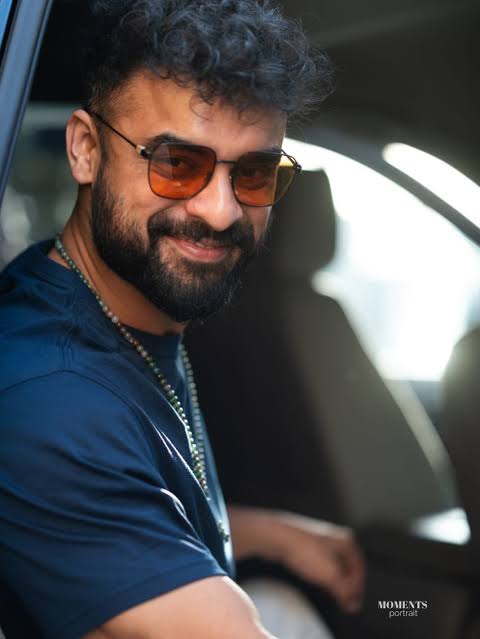 Tovino Thomas - Biography