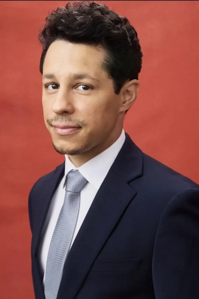 David Del Rio - Biography