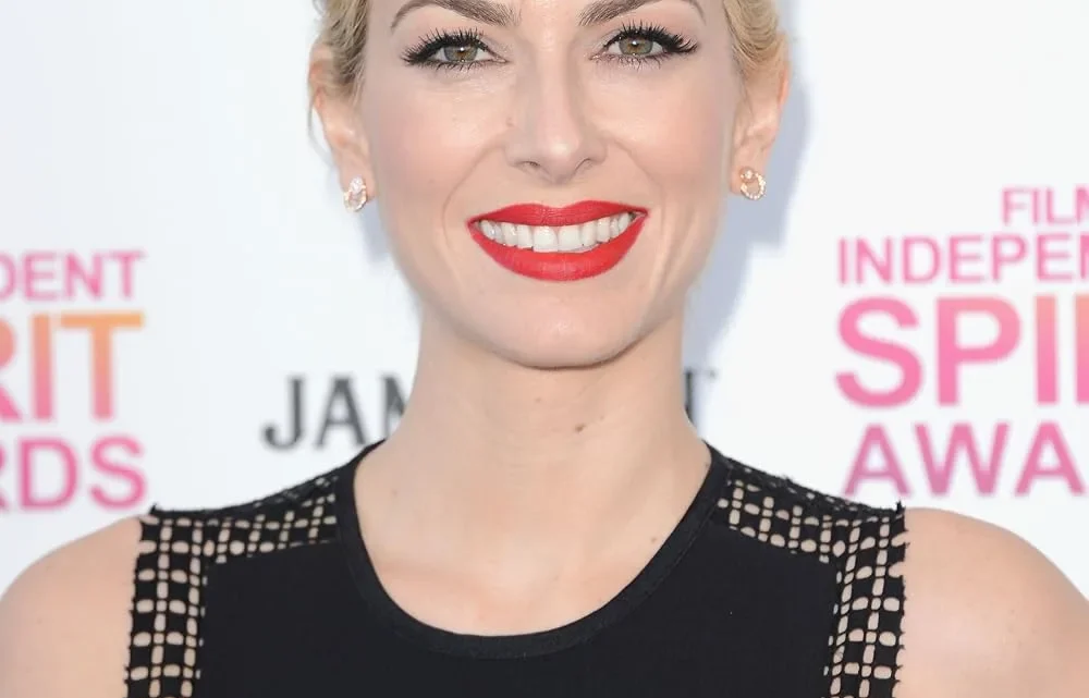 Kira Miró Biography: Partner, Age, Height, Net Worth, Parents, Movies & TV Shows, Siblings