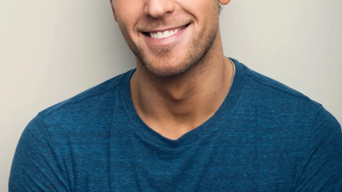 Dan Amboyer Biography: Partner, Age, Height, Net Worth, Parents, Kids, Movies & TV Shows
