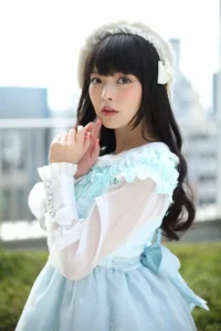 Sumire Uesaka - Biography