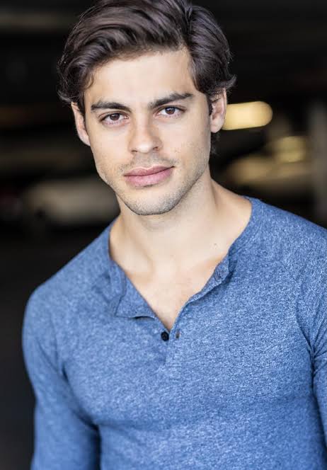 Chris Petrovski - Biography