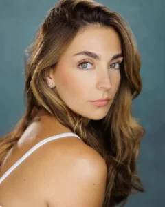 Nikki Runeckles