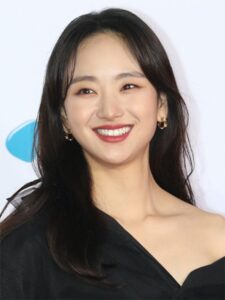 Won Jin-ah - Biography