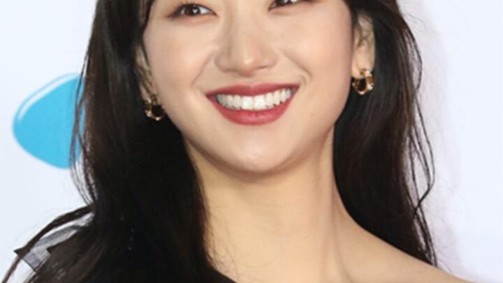 Won Jin-ah Biography: Age, Height, Net Worth, Movies & TV Shows, Husband, Career