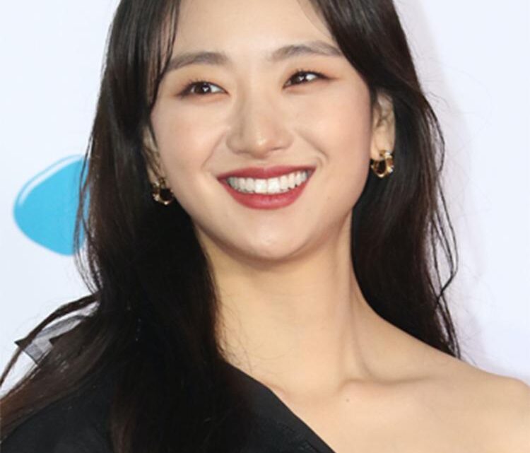 Won Jin-ah Biography: Age, Height, Net Worth, Movies & TV Shows, Husband, Career