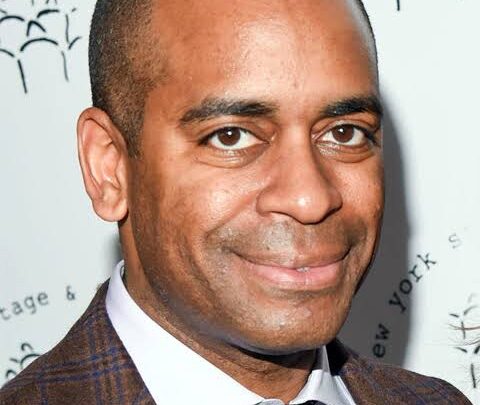 Daniel Breaker Biography: Wife, Age, Awards, Net Worth, Height, Movies, Ethnicity