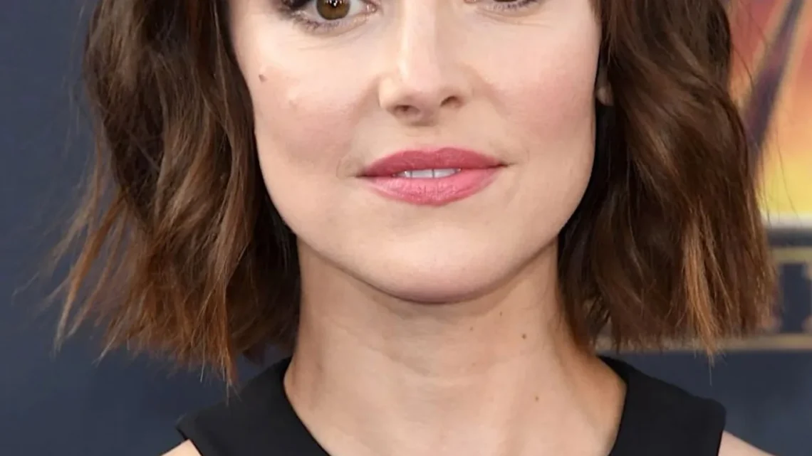 Emma Lahana Biography: Husband, Age, Height, Net Worth, Parents, Movies & TV Shows, Kids
