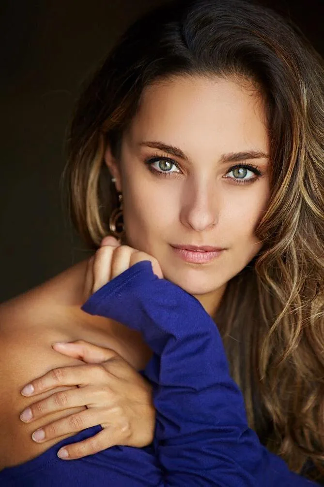 Kristen StephensonPino - Biography