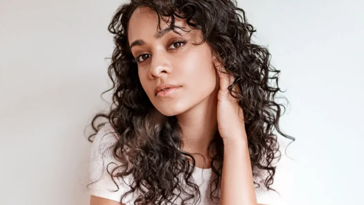 Devika Bhise Biography: Husband, Age, Height, Net Worth, Parents, Movies & TV Shows, Kids
