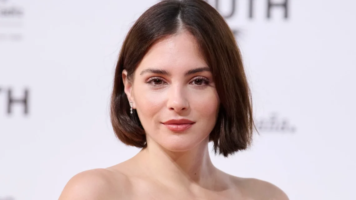 Andrea Duro Biography: Age, Height, Net Worth, Parents, Movies & TV Shows, Career