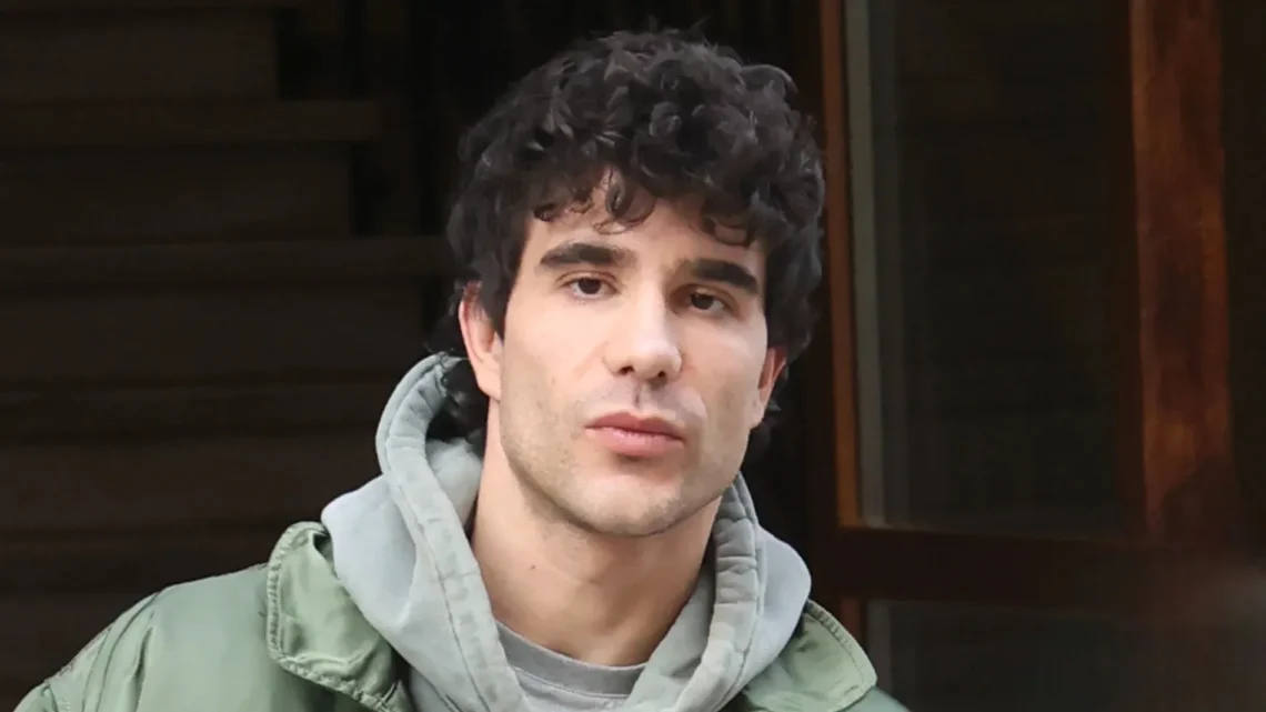 Javier Calvo Biography: Age, Height, Net Worth, Parents, TV Shows, Awards