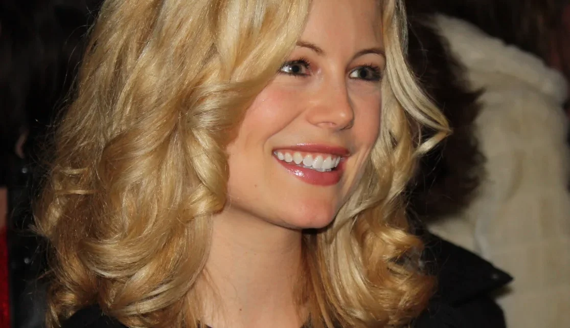Kim Poirier Biography: Husband, Movies, Age, Net Worth, Height, Songs, Ethnicity