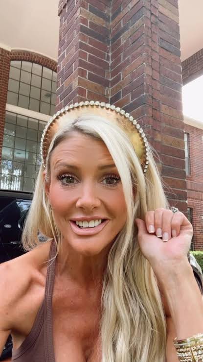 Candace Hutson - Biography