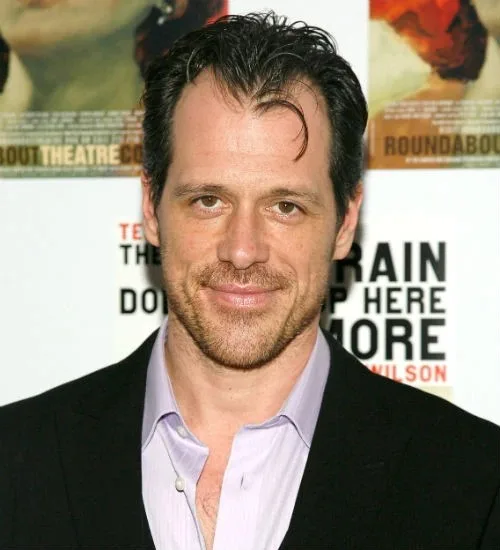 Darren Pettie Biography: Wife, Age, Height, Net Worth, Parents, Movies & TV Shows