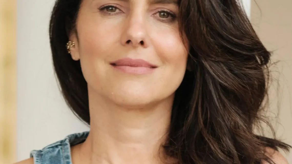 Paola Turbay Biography: Husband, Age, Net Worth, Kids, Height, Parents, Movies & TV Shows
