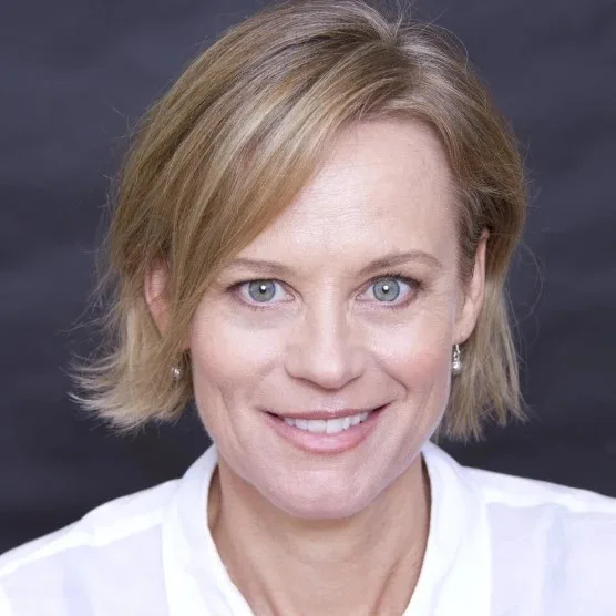 Nadine Garner - Biography
