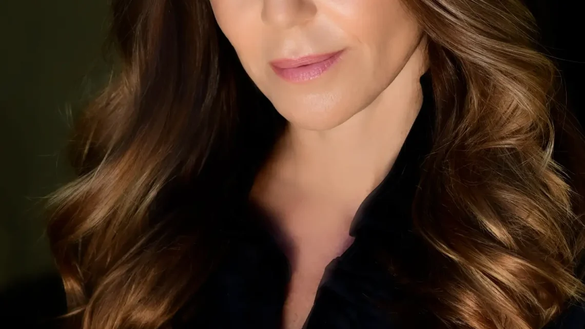 Sarah-Jane Redmond Biography: Age, Height, Net Worth, Parents, Movies & TV Shows, Kids