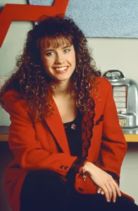 Leanna Creel - Biography