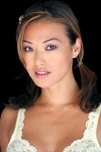 Sung-Hi Lee - Biography