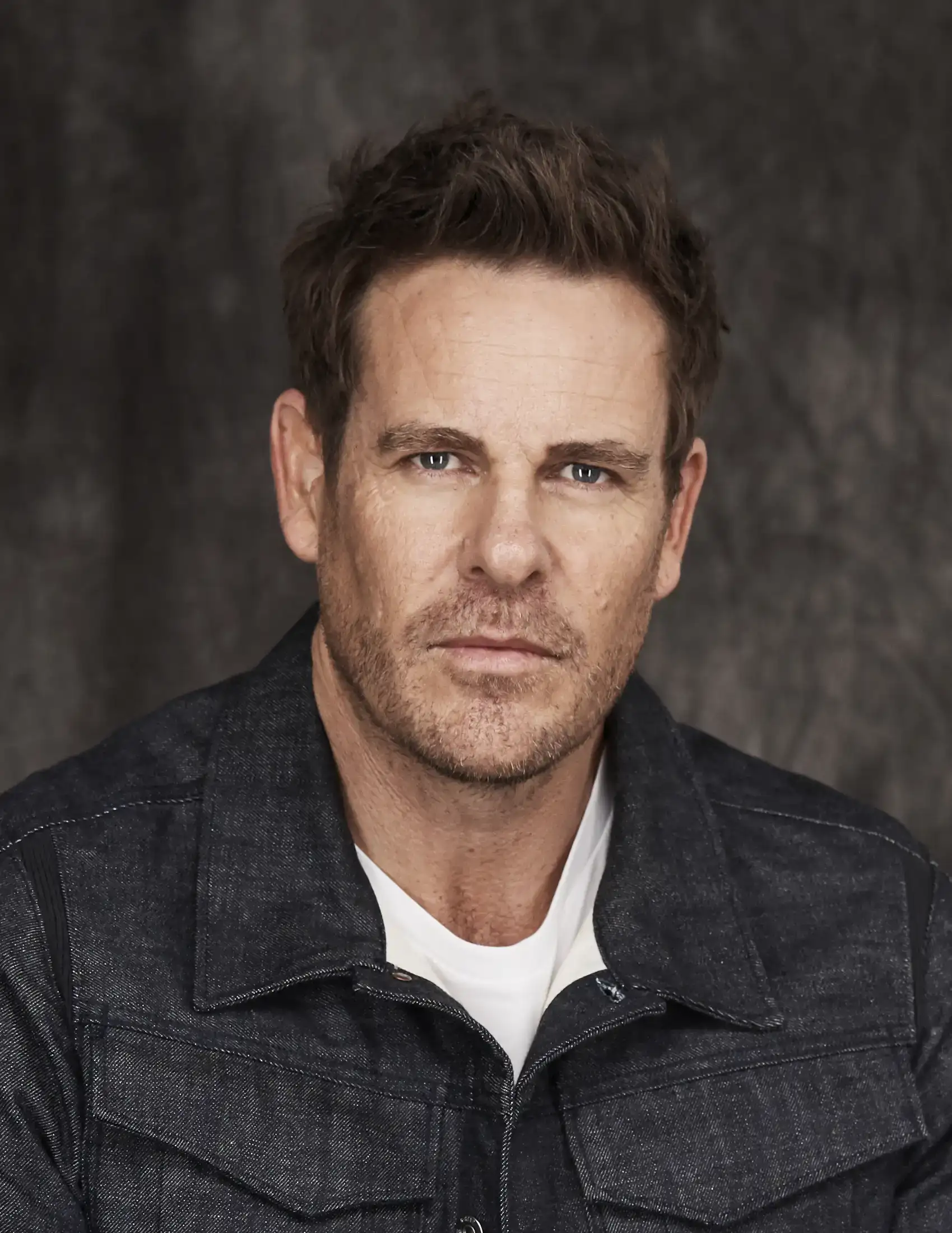Aaron Jeffery