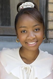 Aree Davis - Biography