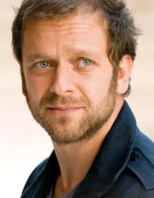Jonathan Zaccaï Biography: Age, Net Worth, Height, Parents, Movies & TV Shows, Partner