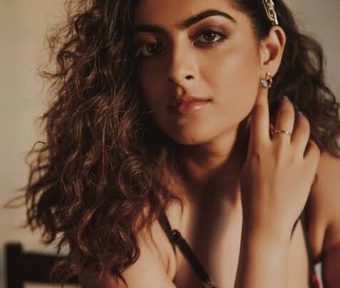 Zayn Marie Khan Bio: Movies, Age, Ethnicity, Height, Husband, Net Worth, Awards, Religion