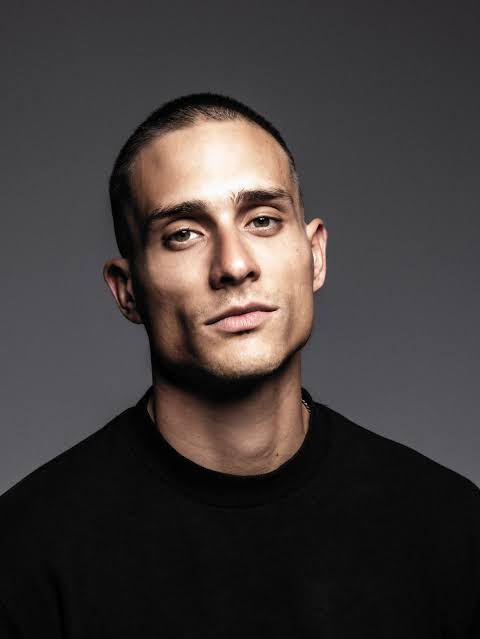 Slaven Došlo - Biography