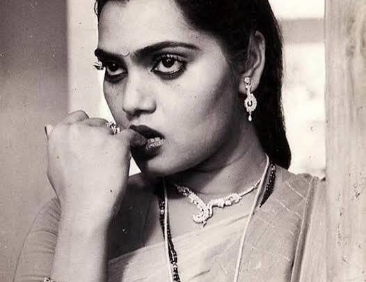 Silk Smitha Biography: Net Worth, Height, Death, Parents, Ethnicity, Husband, Movies, Controversy