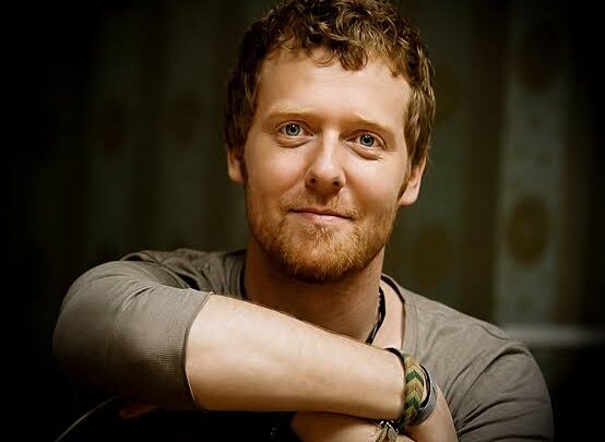 Glen Hansard Biography: Wife, Age, Net Worth, Kids, Height, Parents, Songs, Movies