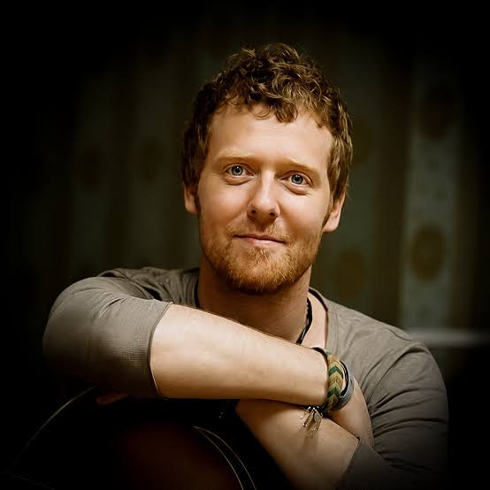 Glen Hansard Biography: Wife, Age, Net Worth, Kids, Height, Parents, Songs, Movies
