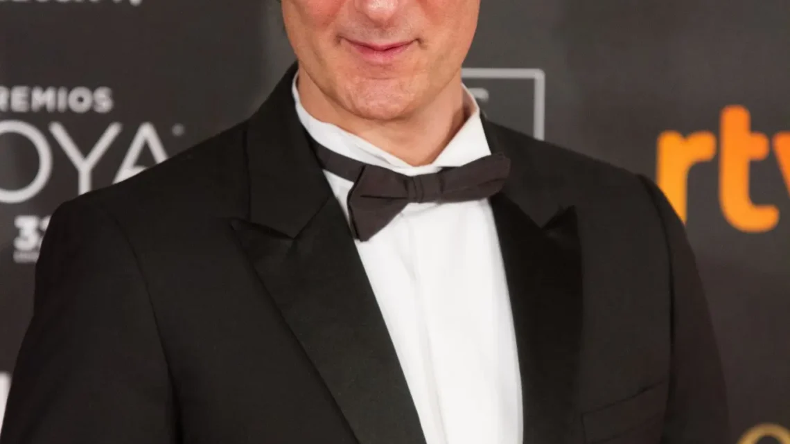 Ernesto Alterio Biography: Wife, Age, Parents, Height, Net Worth, Movies & TV Shows, Kids