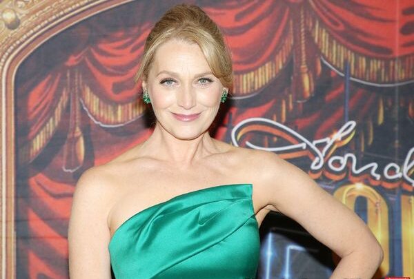 Kate Jennings Grant Biography: Husband, Age, Parents, Height, Net Worth, Movies & TV Shows, Kids