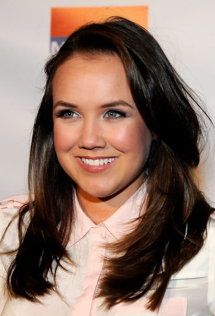 Jennifer Veal - Biography