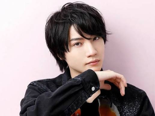 Dori Sakurada - Biography
