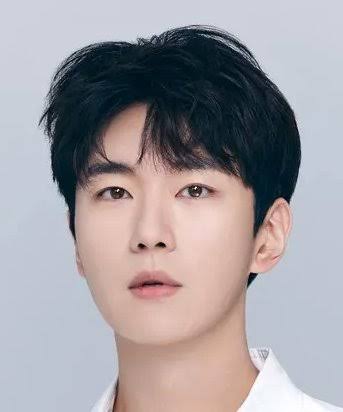 Park Yeon-woo - Biography