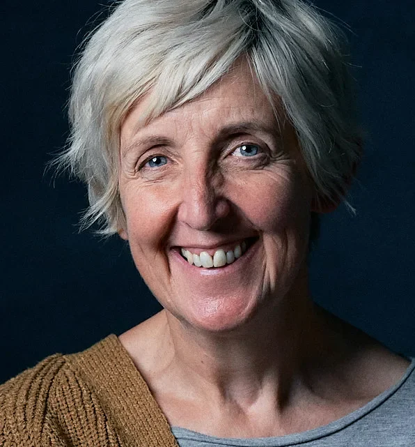 Julie Hesmondhalgh Biography: Husband, Age, Parents, Height, Net Worth, Kids, Movies & TV Shows