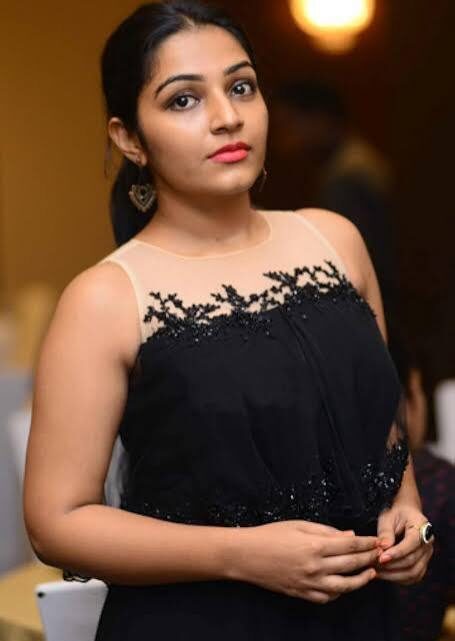 Rajisha Vijayan Biography: Awards, Boyfriend, Net Worth, Age, Ethnicity, Parents, Movies