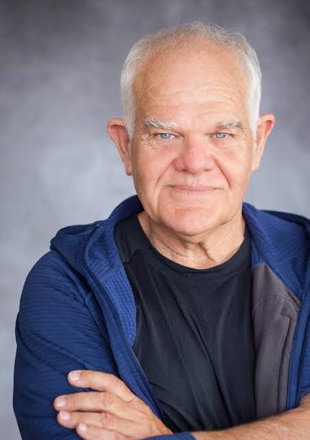 Mark Hadlow Biography: Awards, Songs, Religion, Net Worth, Age, Wife, Ethnicity, Movies