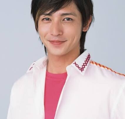 Hiroshi Tamaki Biography: Awards, Net Worth, Age, Wife, Ethnicity, Movies, Parents, Songs
