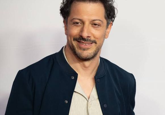 Fahri Yardım Biography: Awards, Ethnicity, Net Worth, Age, Girlfriend, Movies, Instagram