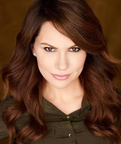 Valerie Baber Biography: Net Worth, Awards, Books, Ethnicity, Boyfriend, Age, Parents