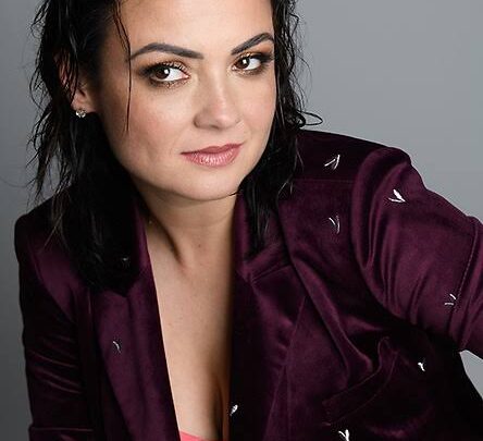 Fiona O’Carroll Biography: Net Worth, Awards, Husband, Age, Religion, Songs, Height, Movies