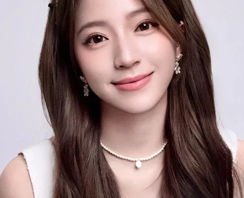 Nana Ou-Yang’s Sister Di Di Ouyang Bio: Net Worth, Songs, Parents, Age, TikTok, Controversy, Boyfriend