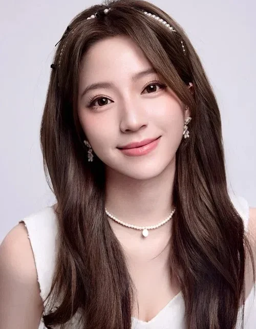 Nana Ou-Yang’s Sister Di Di Ouyang Bio: Net Worth, Songs, Parents, Age, TikTok, Controversy, Boyfriend