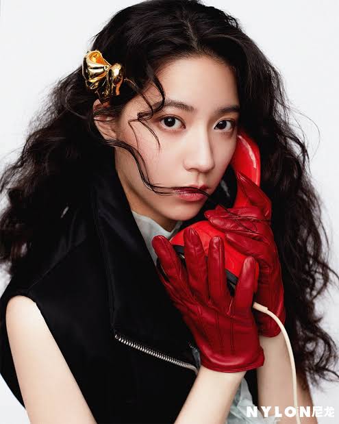 Di Di Ouyang - Biography