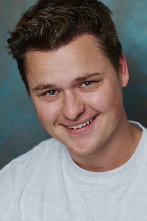 Cooper Tomlinson - Biography