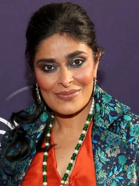 Nimra Bucha - Biography
