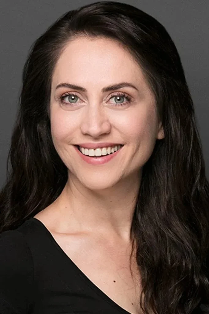 Selen Öztürk - Biography